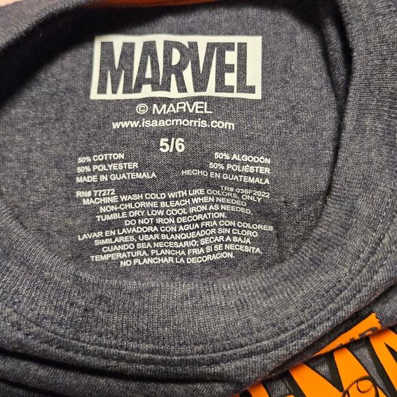 Kids Size 5/6 Marvel gray The Amazing Spiderman Marvel Comic group short sleeve - Picture 3 of 3